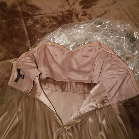 Strapless Prom Gown - Picture 5 of 7